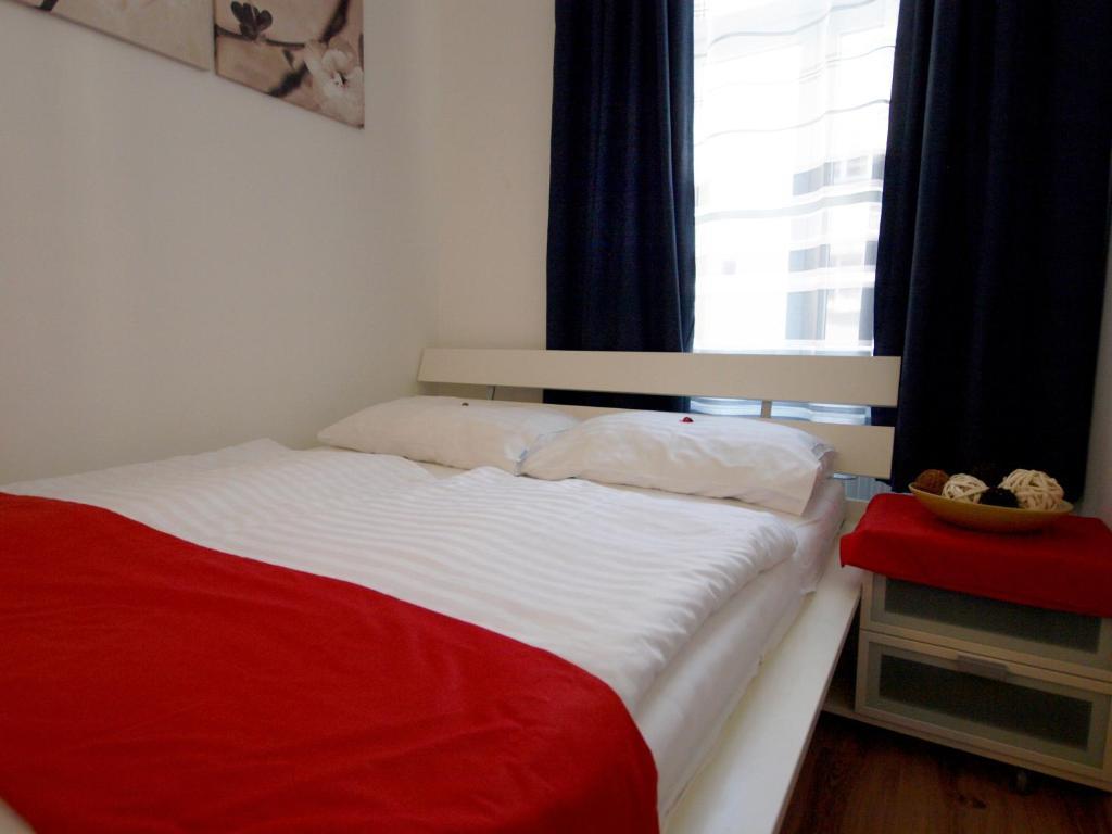 Checkvienna - Ruedengasse Appartement Kamer foto